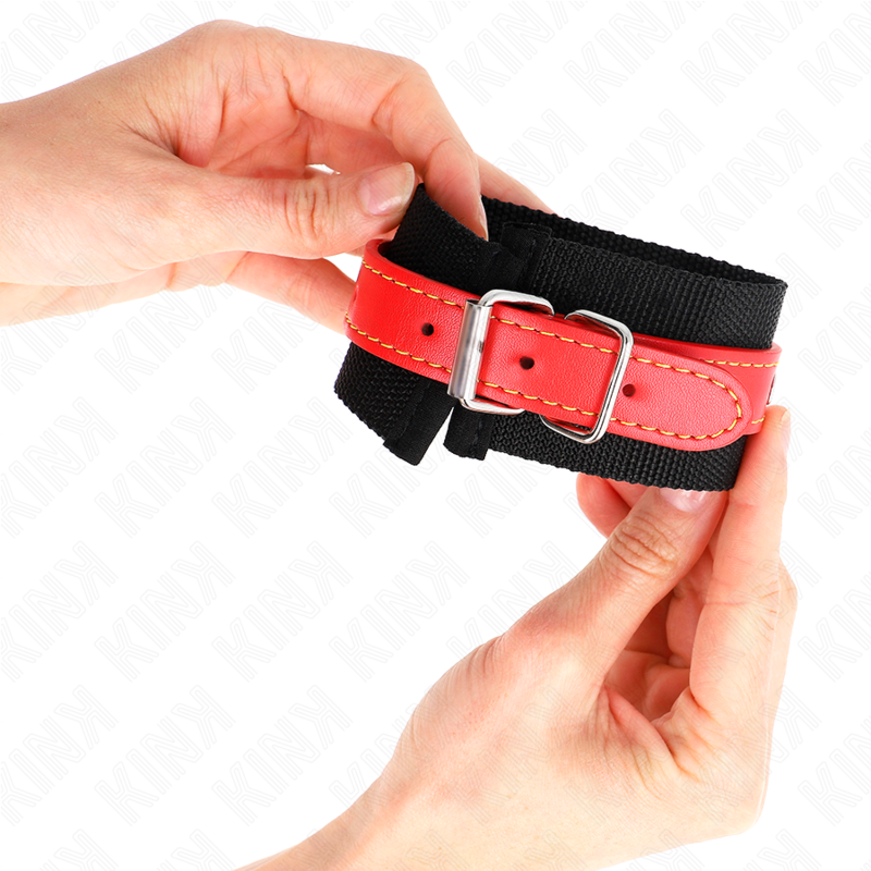 KINK - NYLON WRIST RESTRAINTS BLACK WITH LEATHERETTE RED ADJUSTABLE 19-24 CM X 5.5 CM